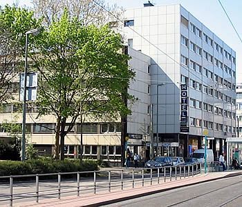 Luxor Hotel Frankfurt am Main Exterior foto